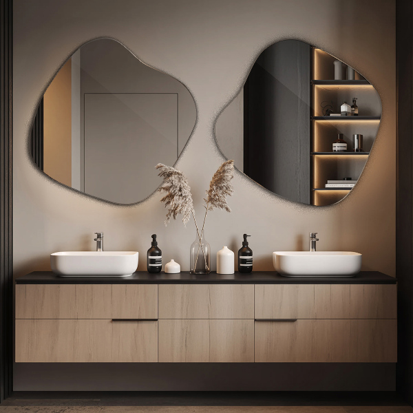 Ogledalo asimetrično v obliki packe izvirnik 68x67 cm