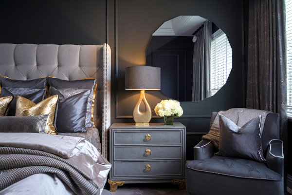 Poligonalno ogledalo edinstvene oblike 60x60 cm