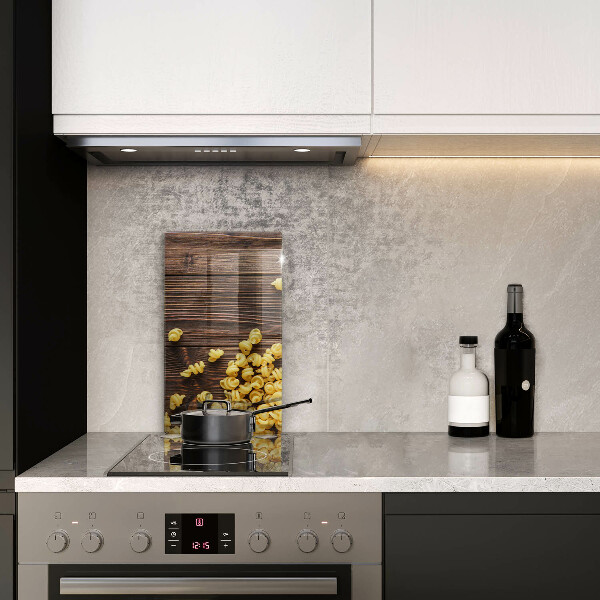 Zaščitna plošča za štedilnik Testenine na mizi