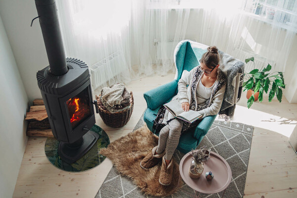 Okrogla steklena podložna plošča za kamin Rastlinski motivi z metulji